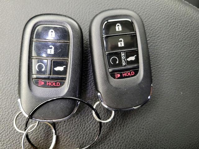 Photo of 2023 Gray Honda CR-V