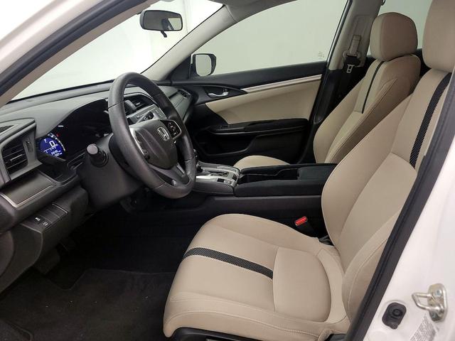 Photo of 2018 White Honda Civic