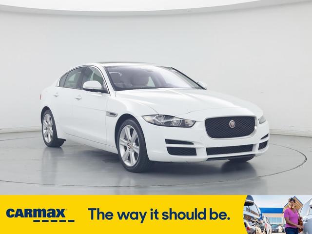 2018 Jaguar XE