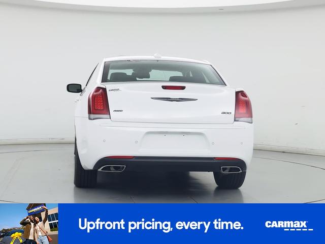 Photo of 2023 White Chrysler 300