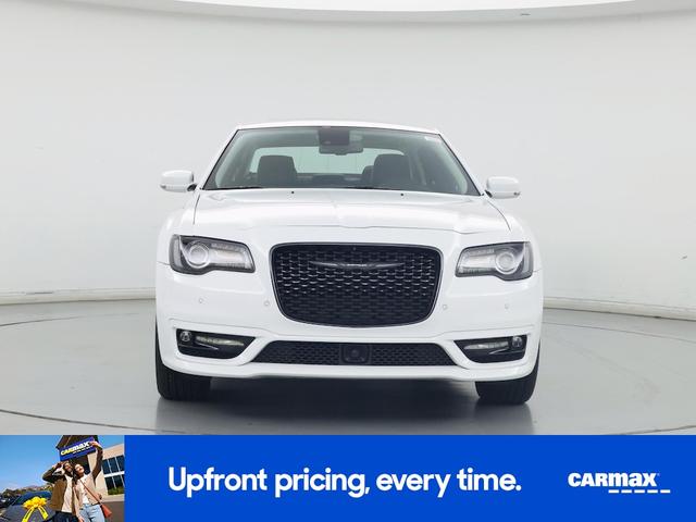 Photo of 2023 White Chrysler 300