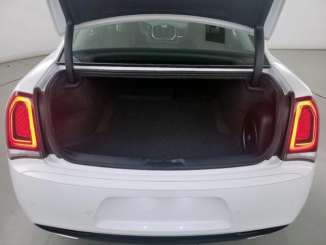 Photo of 2023 White Chrysler 300