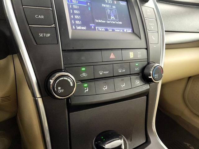Photo of 2017 Black Toyota Camry