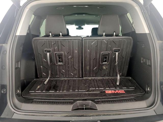 Photo of 2022 Black GMC Acadia