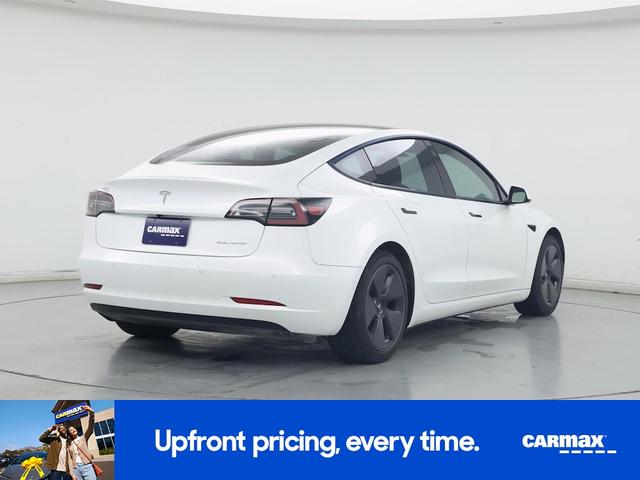 Photo of 2021 White Tesla Model 3
