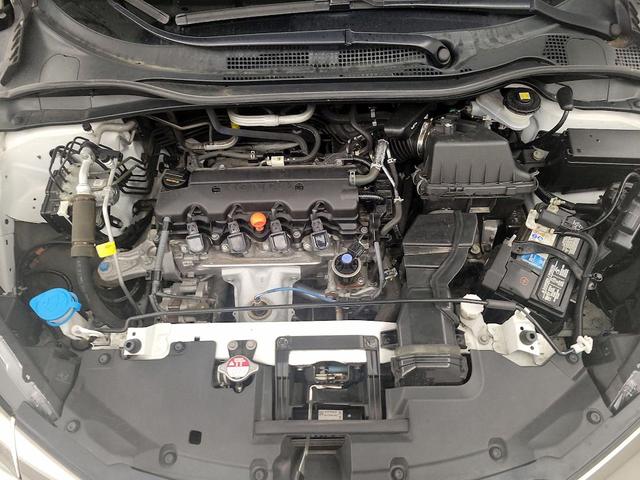 Photo of 2022 White Honda HR-V