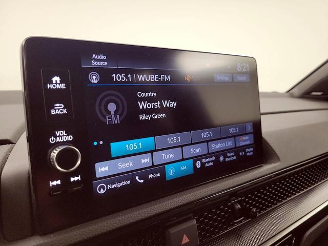 Photo of 2023 Black Honda CR-V Hybrid