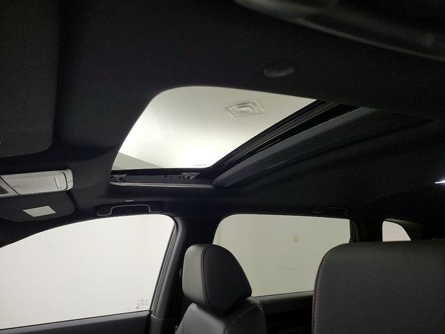 Photo of 2023 Black Honda CR-V Hybrid