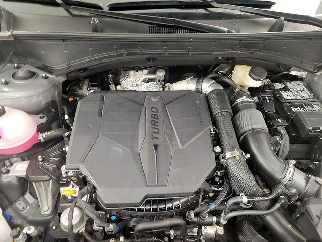 Photo of 2024 Gray Hyundai SANTA FE