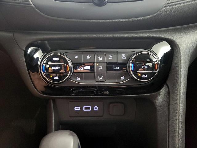 Photo of 2021 Blue Buick Encore GX