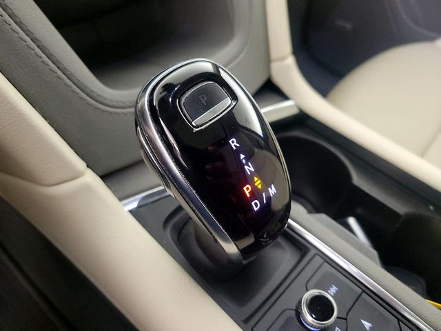 Photo of 2021 Black Cadillac XT6