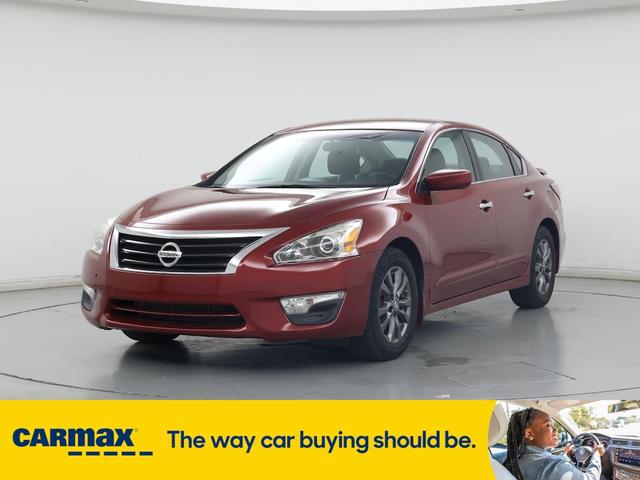 Photo of 2015 Burgundy Nissan Altima