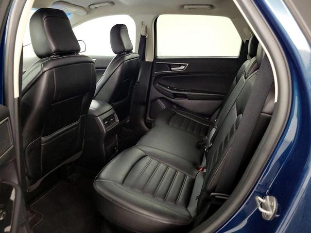 Photo of 2020 Green Ford Edge