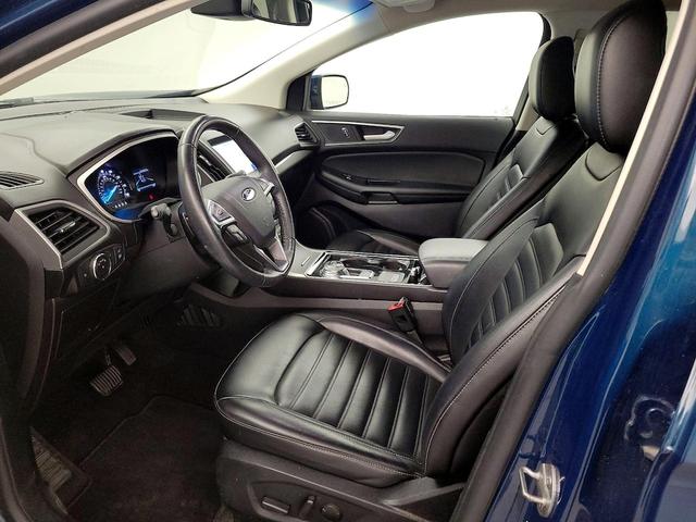 Photo of 2020 Green Ford Edge