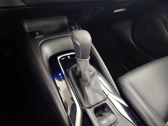 Photo of 2022 White Toyota Corolla