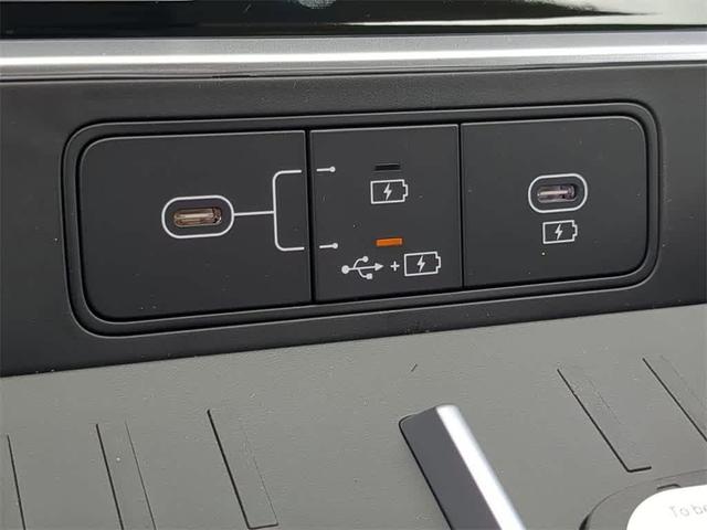 Photo of 2026 Ecotronic Gray Hyundai SANTA FE