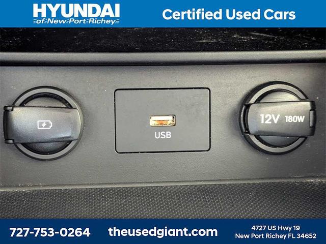 Photo of 2022 Cyber Silver Hyundai KONA