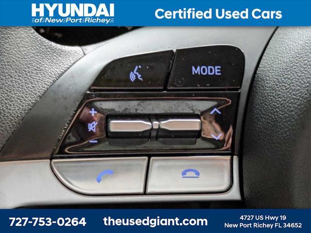Photo of 2022 Phantom Black Hyundai ELANTRA