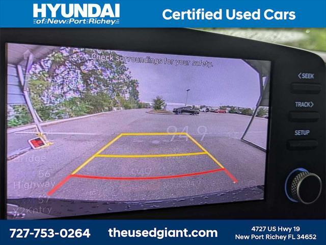 Photo of 2022 Phantom Black Hyundai ELANTRA