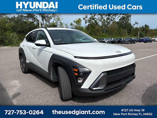 Photo of 2024 Atlas White Hyundai KONA