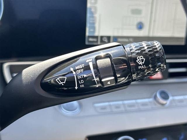 Photo of 2025 Ecotronic Gray Hyundai ELANTRA