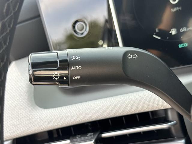 Photo of 2025 Titan Gray Hyundai TUCSON Hybrid