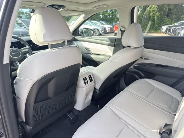 Photo of 2025 Titan Gray Hyundai TUCSON Hybrid