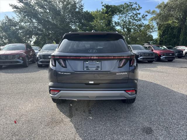 Photo of 2025 Titan Gray Hyundai TUCSON Hybrid