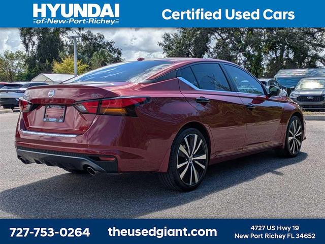 Photo of 2022 Scarlet Ember Tintcoat Nissan Altima