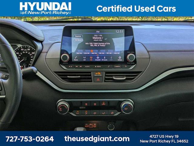 Photo of 2022 Scarlet Ember Tintcoat Nissan Altima