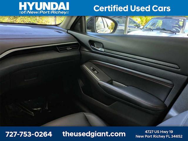Photo of 2022 Scarlet Ember Tintcoat Nissan Altima