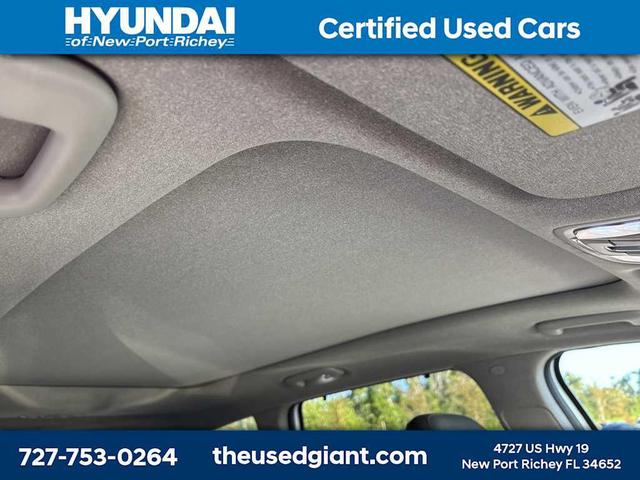 Photo of 2020 Quartz White Hyundai SANTA FE