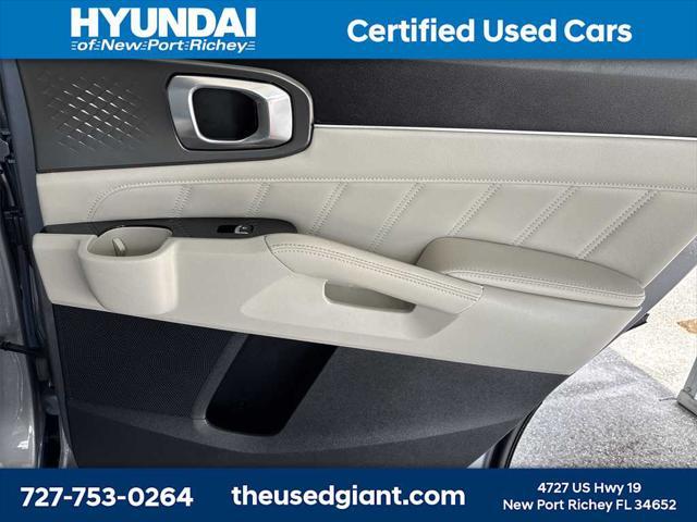 Photo of 2023 Everlasting Silver Kia Sorento