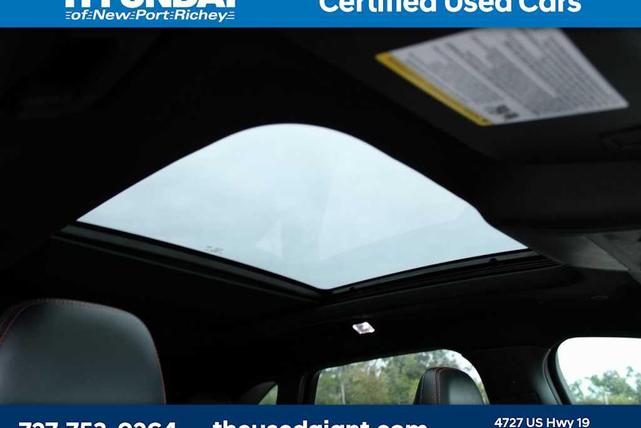 Photo of 2023 Rapid Red Metallic Tinted Clearcoat Ford Escape