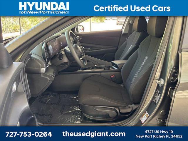 Photo of 2024 Amazon Gray Hyundai ELANTRA