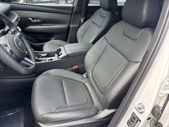 Photo of 2025 Serenity White Pearl Hyundai TUCSON