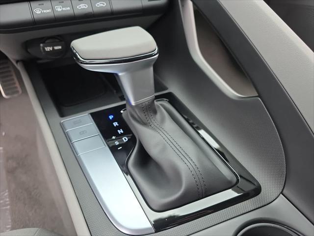 Photo of 2025 Serenity White Hyundai ELANTRA