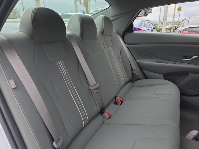 Photo of 2025 Serenity White Hyundai ELANTRA