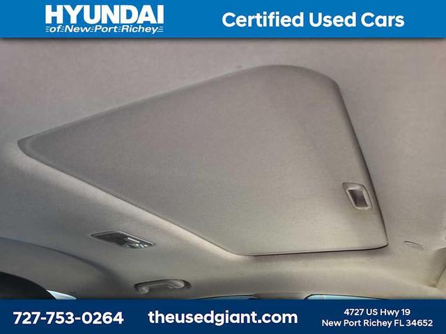 Photo of 2013 Desert Bronze Hyundai ELANTRA