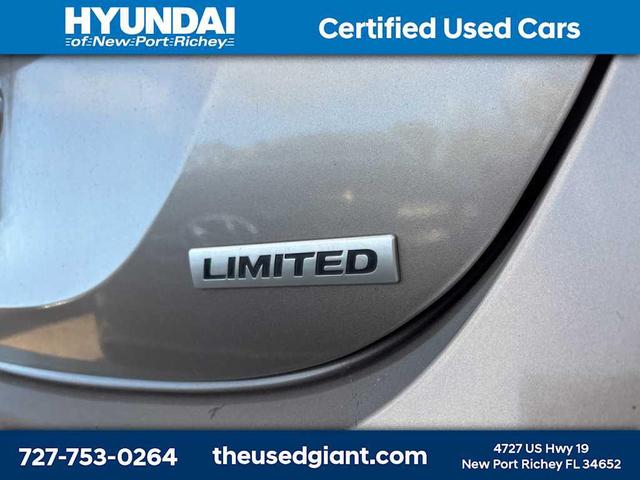 Photo of 2013 Desert Bronze Hyundai ELANTRA