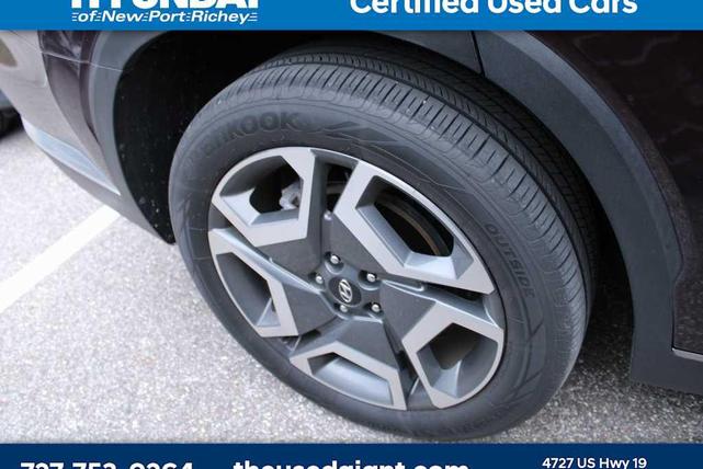 Photo of 2024 Sierra Burgundy Hyundai PALISADE
