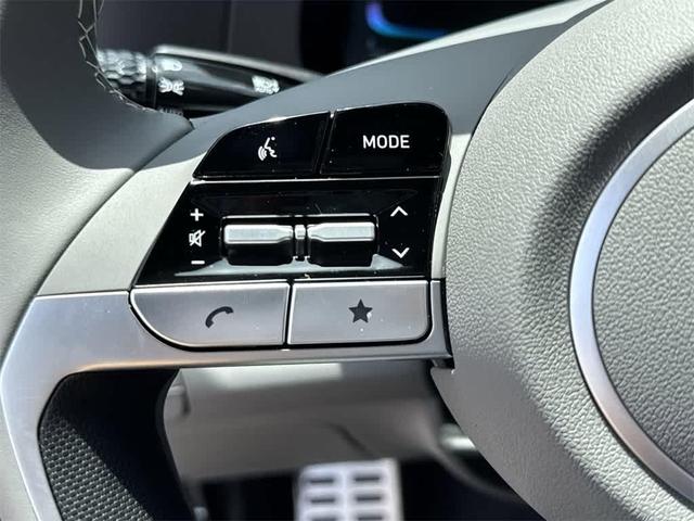 Photo of 2025 Amazon Gray Hyundai ELANTRA