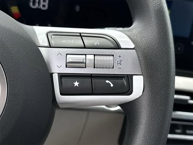 Photo of 2025 Phantom Black Hyundai TUCSON