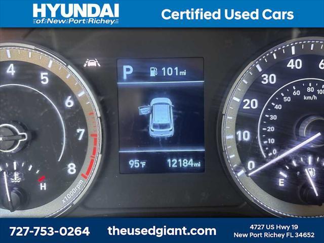 Photo of 2022 Intense Blue Hyundai VENUE