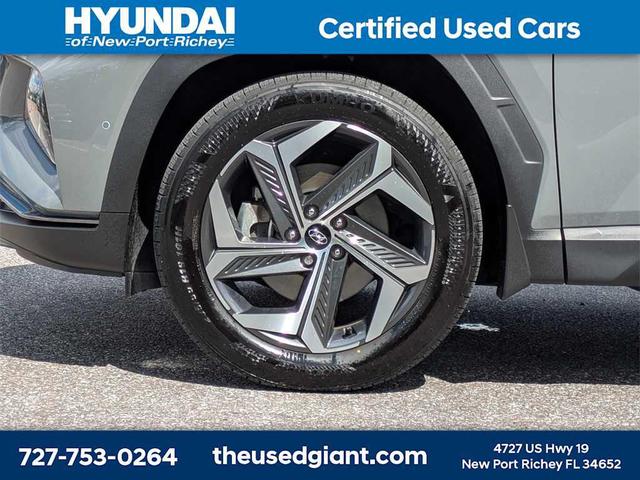 Photo of 2024 Hampton Gray Hyundai TUCSON