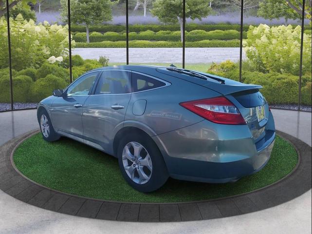 Photo of 2010 Glacier Blue Metallic Honda Accord Crosstour