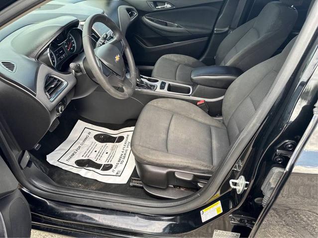 Photo of 2016 Mosaic Black Metallic Chevrolet Cruze
