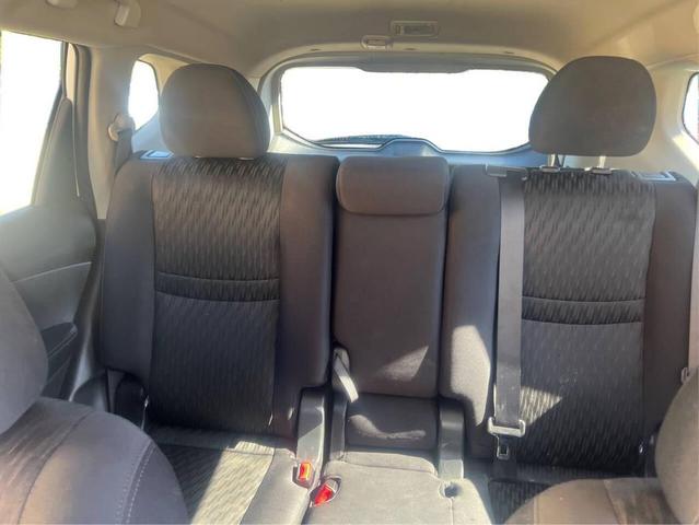 Photo of 2017 WHITE Nissan Rogue