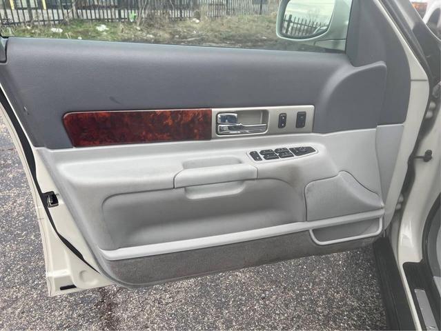 Photo of 2004 Charcoal Gray Clearcoat Metallic Lincoln LS