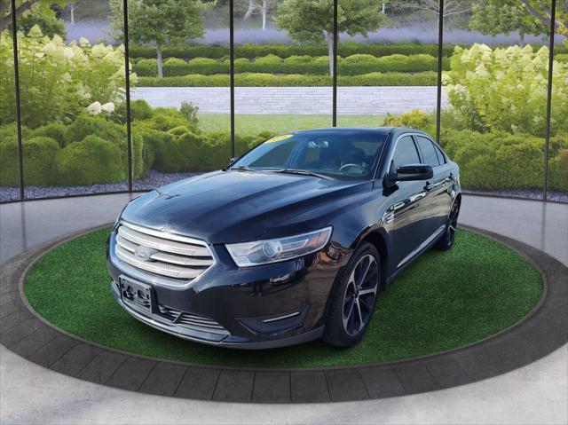 2016 Ford Taurus